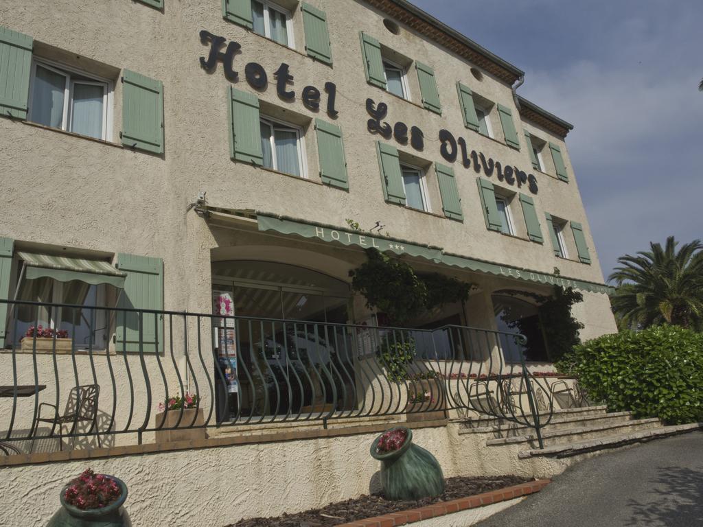 Hotel Les Oliviers Файенс Екстериор снимка